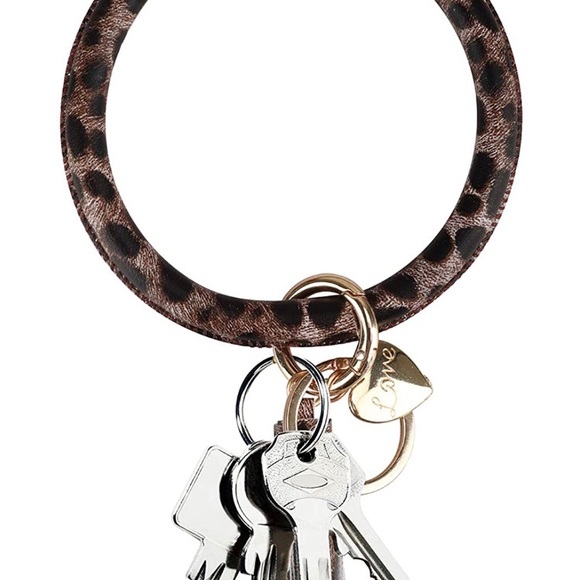 Leopard Bangle Bracelet Keyring - Picture 12 of 12